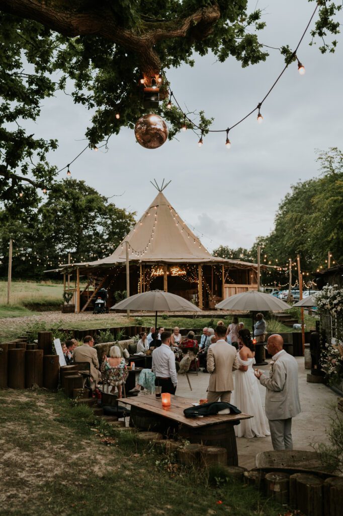 Oak Tree Barn wedding photographer